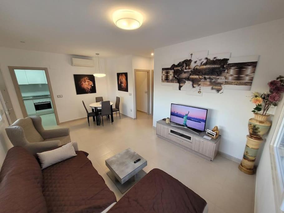 Chalet Adosado Acogedor Busot Alicante Exterior photo